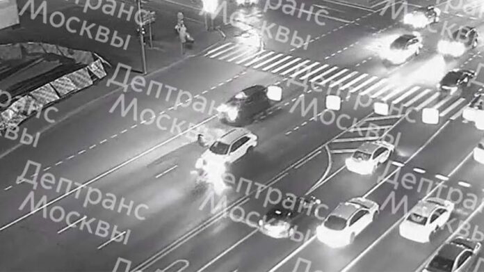 An accident involving a car and a cyclist occurred in the north of Moscow